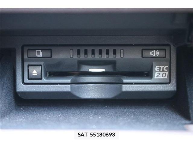 Lexus LS 2018-03 8883849-8