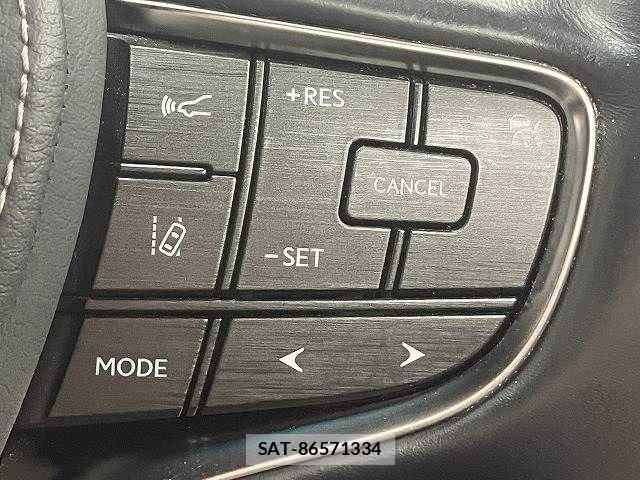 Lexus LS 2018-10 1496021-5