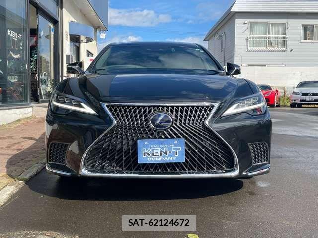 Lexus LS 2022-08 2248972-1