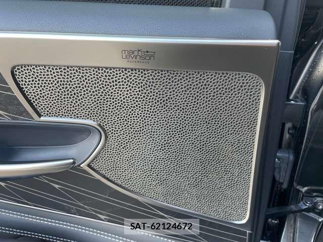 Lexus LS 2022-08 2248972-19