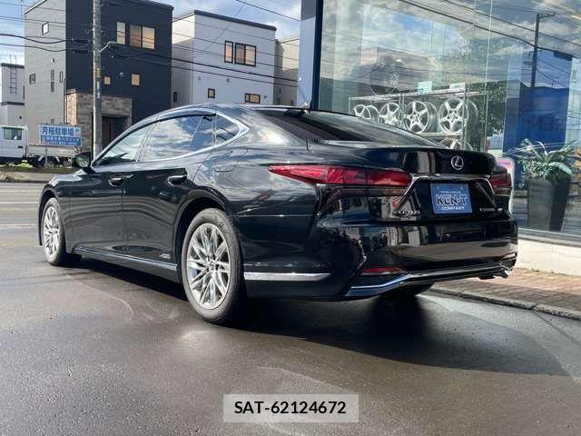 Lexus LS 2022-08 2248972-3