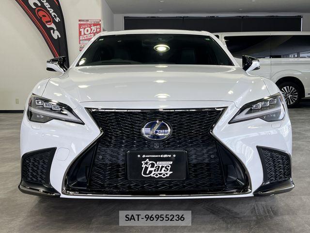 Lexus LS 2021-01 2299538-1