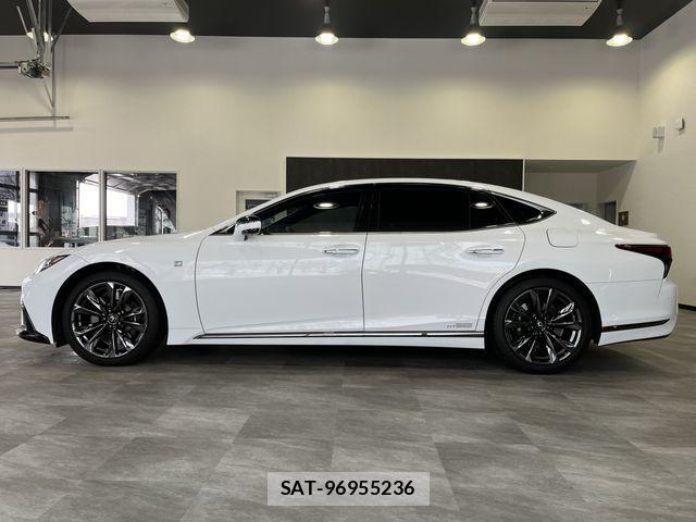 Lexus LS 2021-01 2299538-2