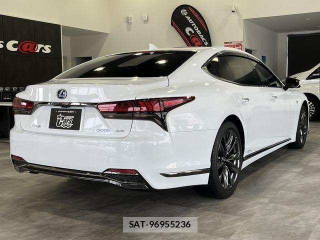 Lexus LS 2021-01 2299538-5