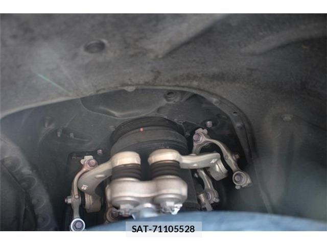 Lexus LS 2018-03 2962955-14