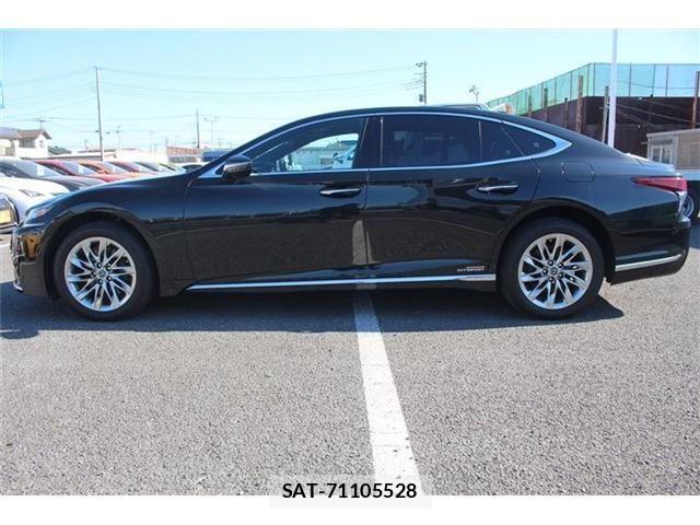 Lexus LS 2018-03 2962955-6
