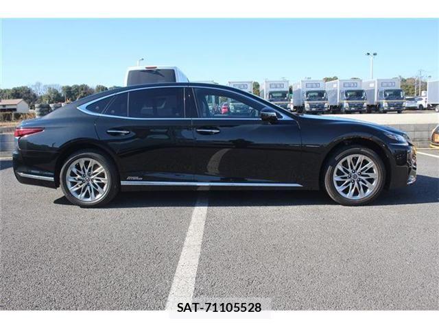 Lexus LS 2018-03 2962955-8