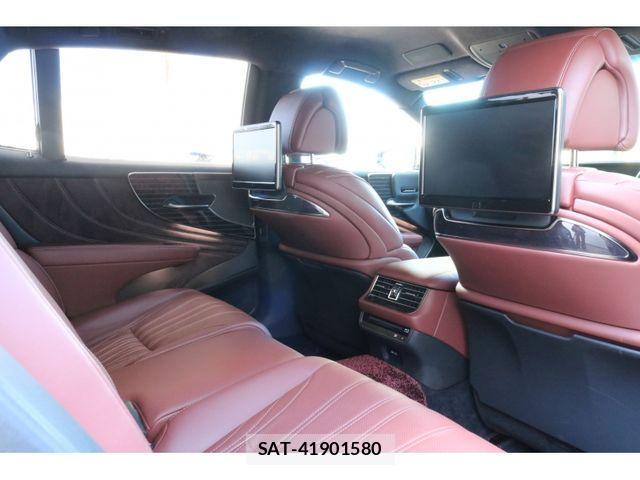 Lexus LS 2018-02 2962952-12