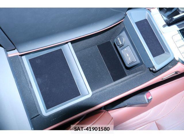 Lexus LS 2018-02 2962952-25