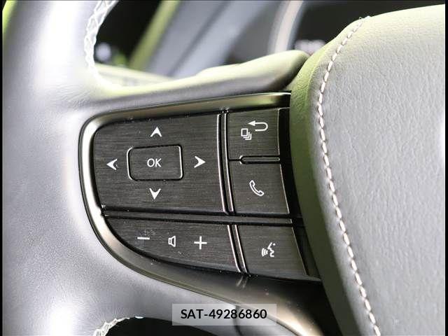 Lexus LS 2017-11 3674644-10