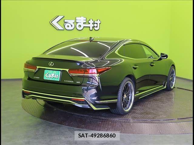 Lexus LS 2017-11 3674644-1