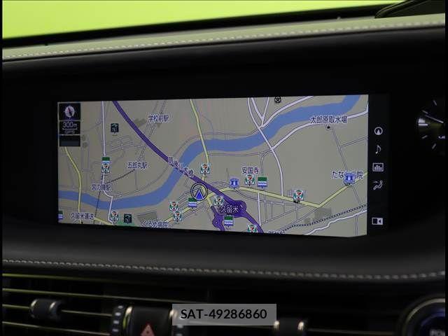 Lexus LS 2017-11 3674644-3