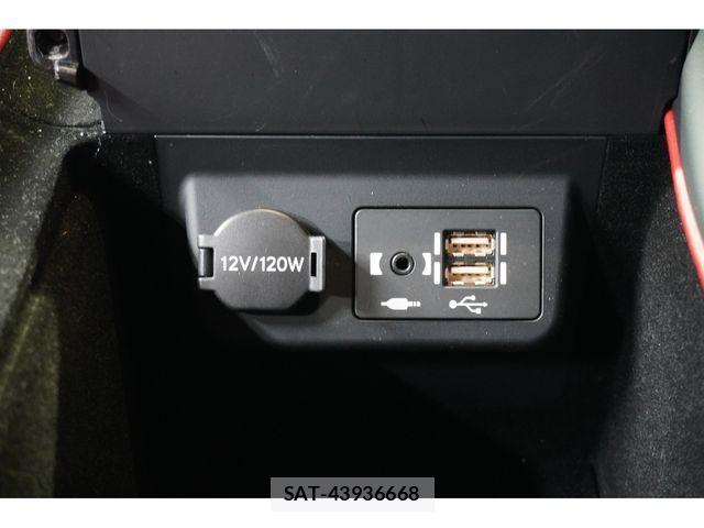 Lexus LS 2020-02 3934679-22