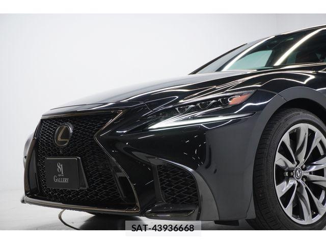 Lexus LS 2020-02 3934679-24