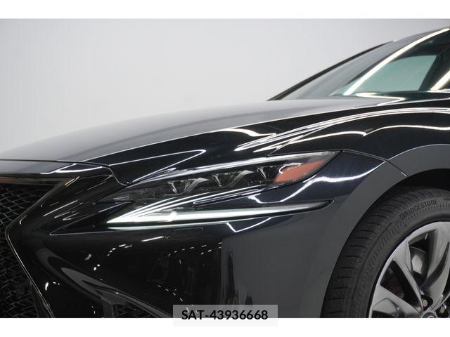 Lexus LS 2020-02 3934679-25