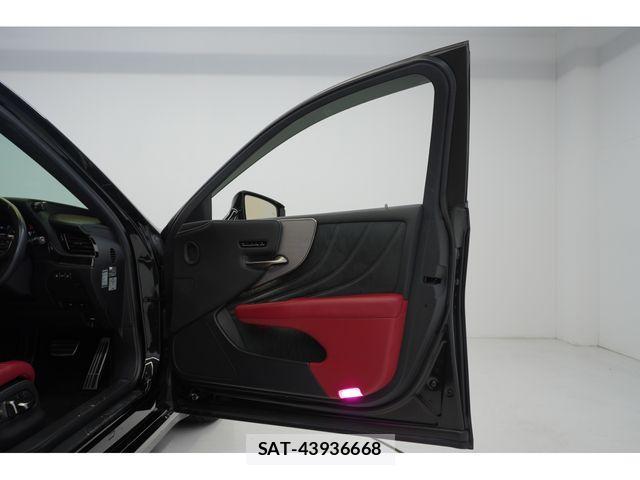 Lexus LS 2020-02 3934679-29