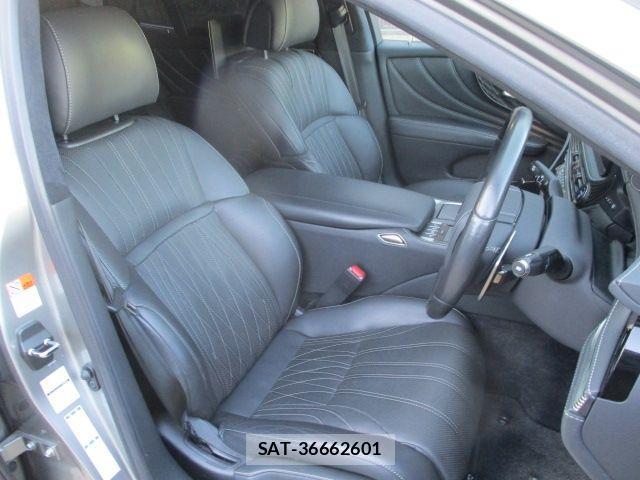 Lexus LS 2021-11 4110231-9