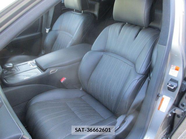 Lexus LS 2021-11 4110231-17