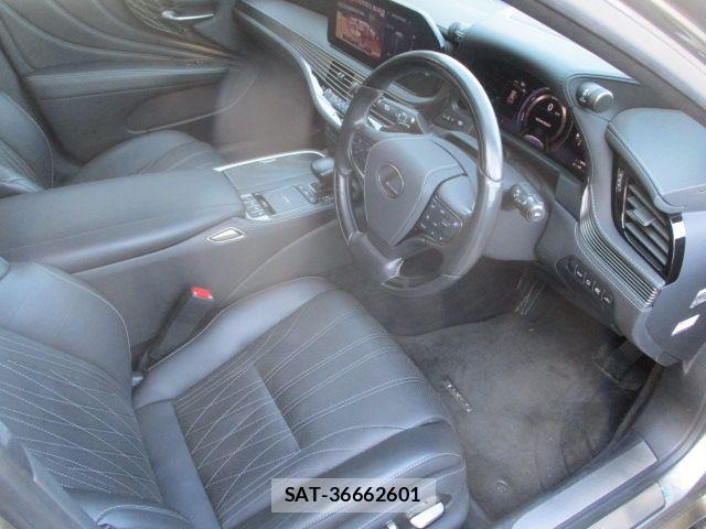 Lexus LS 2021-11 4110231-1