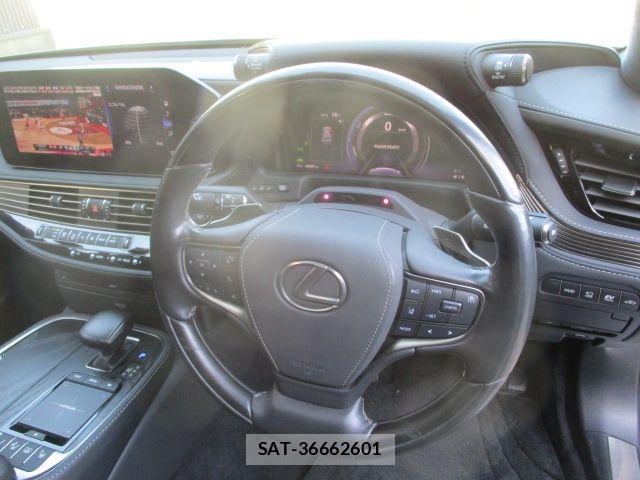 Lexus LS 2021-11 4110231-21