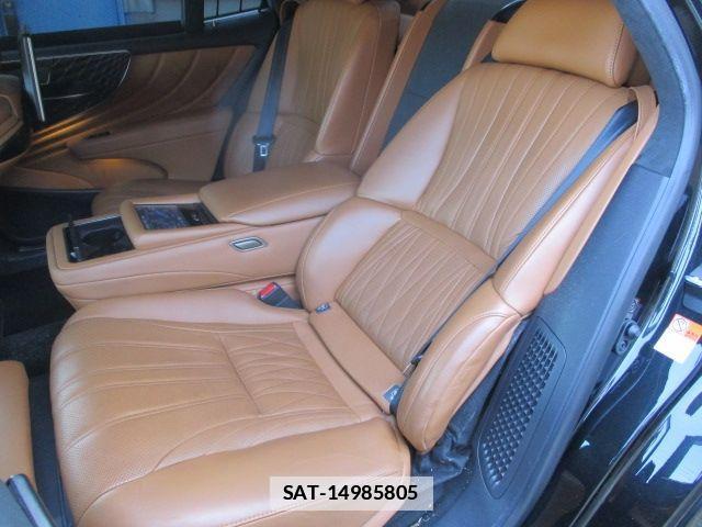 Lexus LS 2021-01 4595502-14