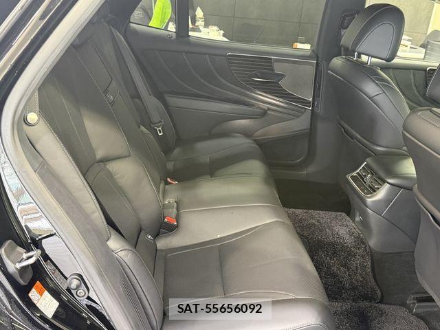Lexus LS 2018-03 4595507-10