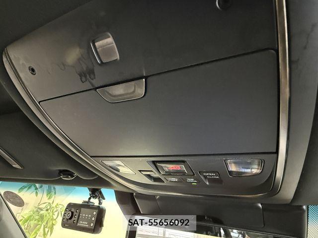 Lexus LS 2018-03 4595507-26