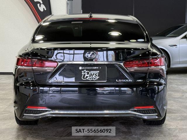 Lexus LS 2018-03 4595507-3