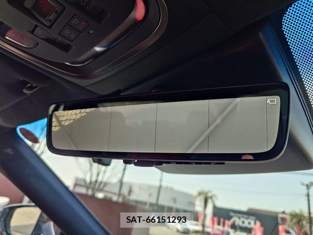 Lexus LS 2021-04 5870935-14