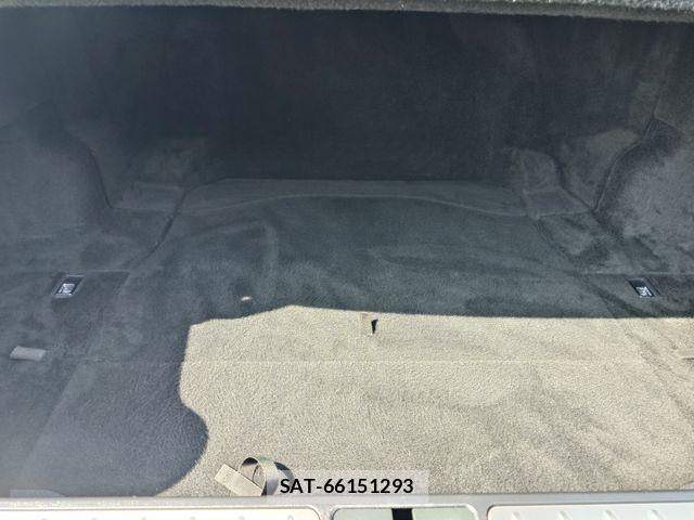 Lexus LS 2021-04 5870935-25