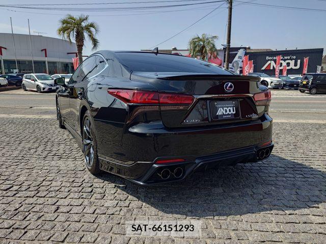 Lexus LS 2021-04 5870935-2