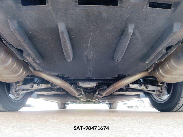 Lexus LS 2018-04 6011660-26