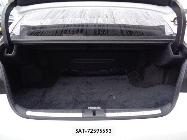 Lexus LS 2021-10 6216400-11