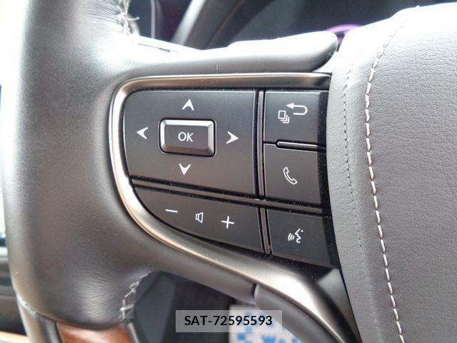 Lexus LS 2021-10 6216400-18