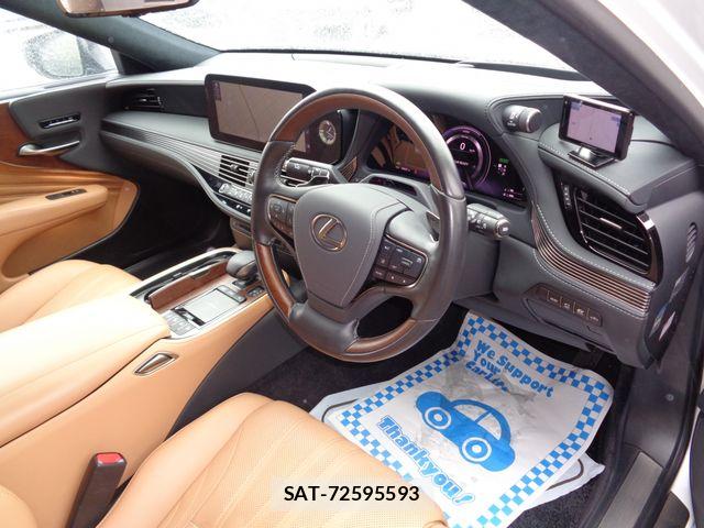 Lexus LS 2021-10 6216400-1