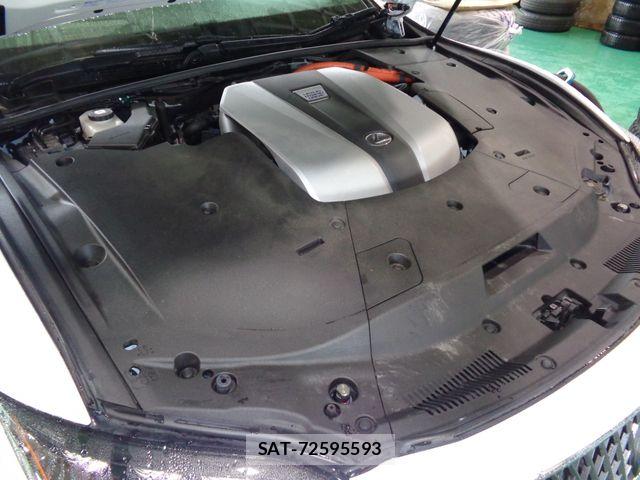 Lexus LS 2021-10 6216400-28