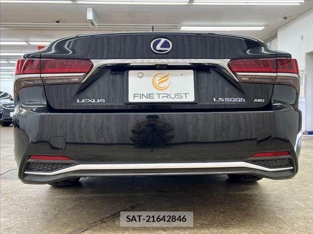 Lexus LS 2017-12 6245195-16