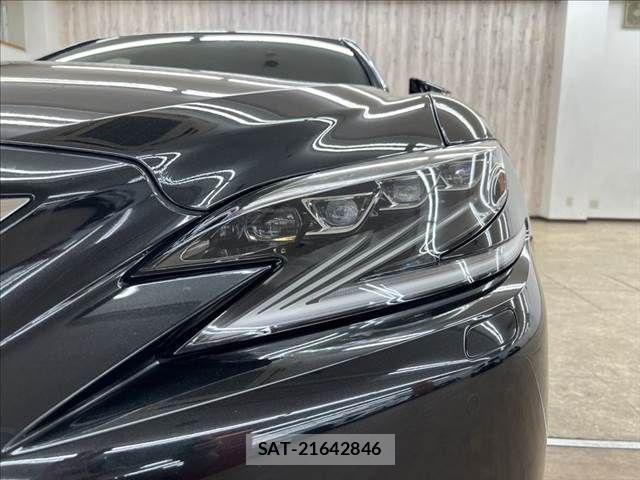 Lexus LS 2017-12 6245195-20