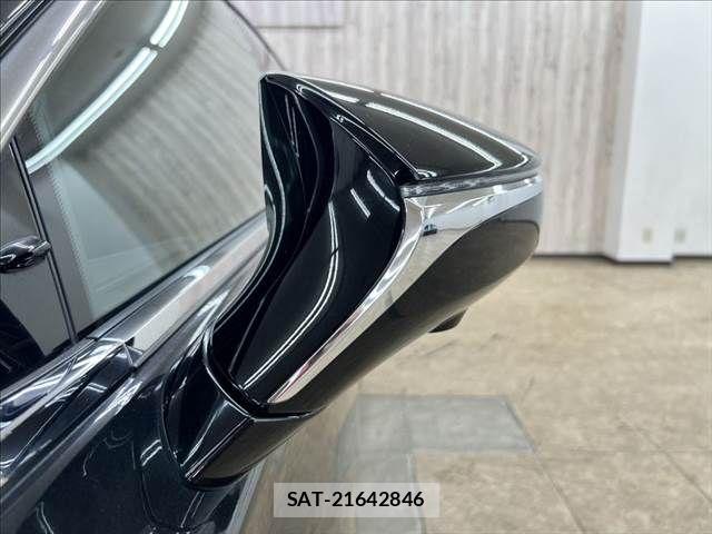 Lexus LS 2017-12 6245195-22