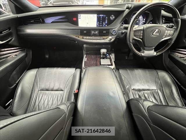 Lexus LS 2017-12 6245195-2