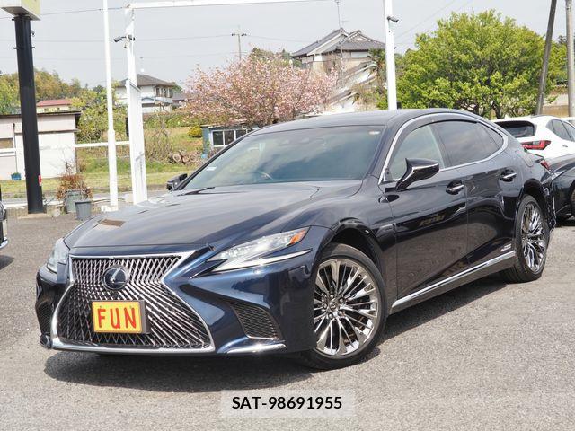 Lexus LS 2019-04 6526536-0