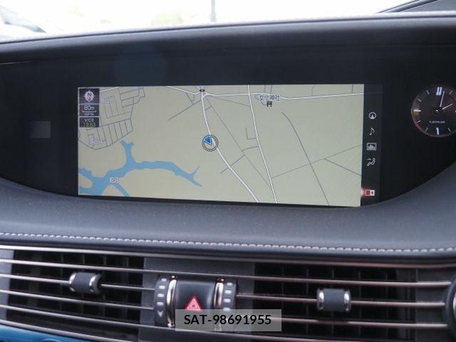Lexus LS 2019-04 6526536-21