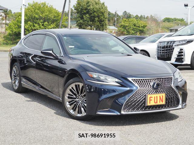 Lexus LS 2019-04 6526536-2
