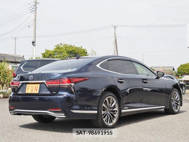 Lexus LS 2019-04 6526536-4