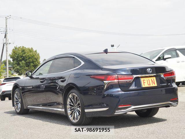 Lexus LS 2019-04 6526536-5