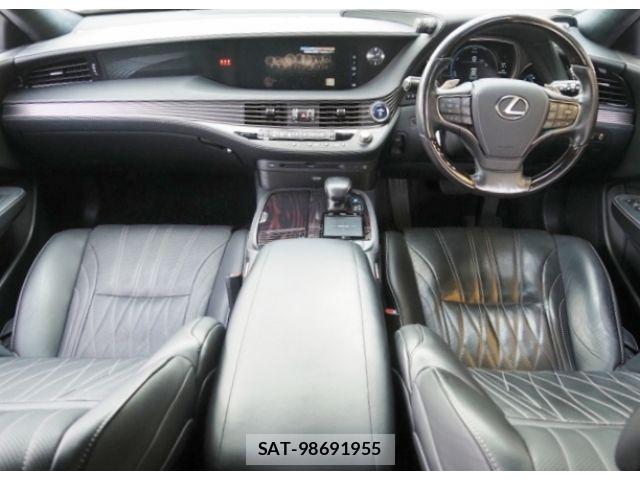 Lexus LS 2019-04 6526536-8