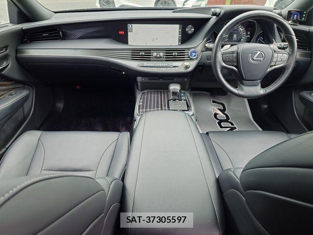 Lexus LS 2017-12 6545551-8