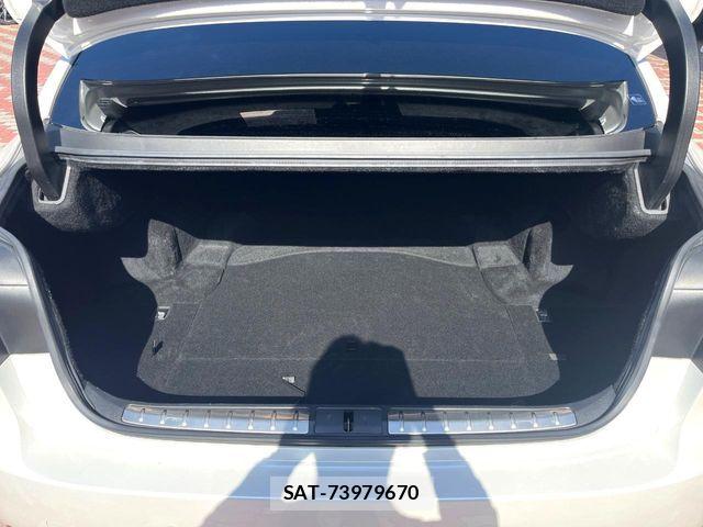 Lexus LS 2021-03 6612860-10