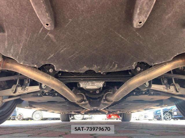 Lexus LS 2021-03 6612860-18