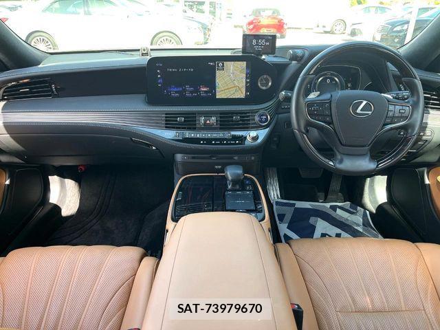 Lexus LS 2021-03 6612860-1
